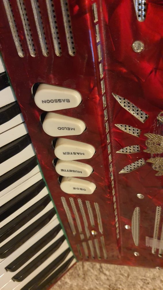 Akordeon Accordiana.4 chóry,jeden znajlepszych musette jakie słyszałem