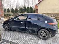 Honda Civic VIII Ufo, 1,4 benzyna, po kolizji.