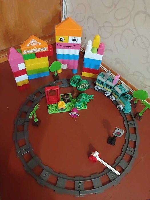 Дитяча залізниця, конструктор