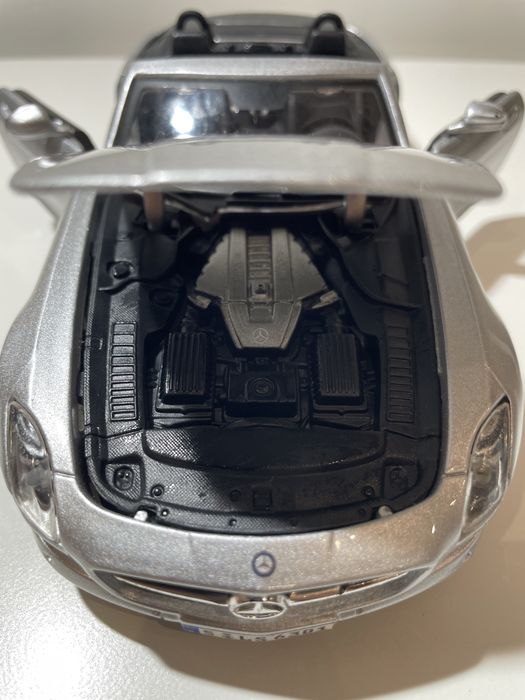 Miniatura Mercedes benz AMG SLS colecionável