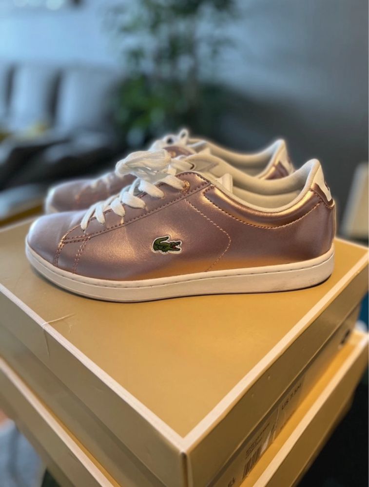 Tenis rosa gold Lacoste