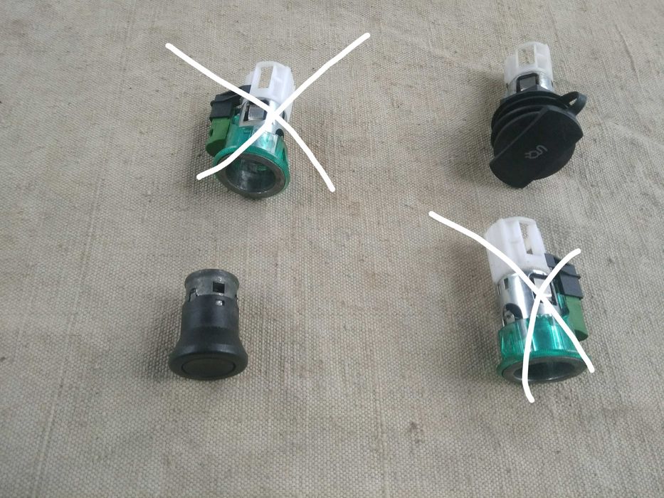 Розетка прикурювач гніздо шкода Октавія тур А4