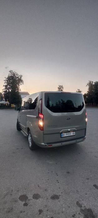 Ford tourneo custom 13