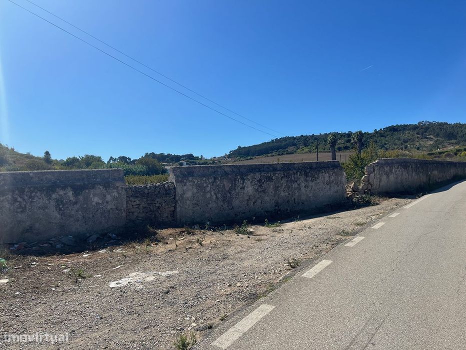 Lote de Terreno c/Projeto Aprovado para moradia Isolada junto a praia!