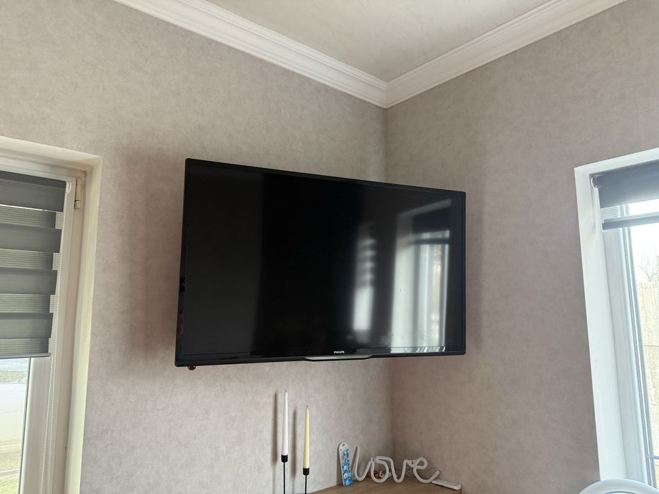 Продам телевизор Philips 48 дюймов