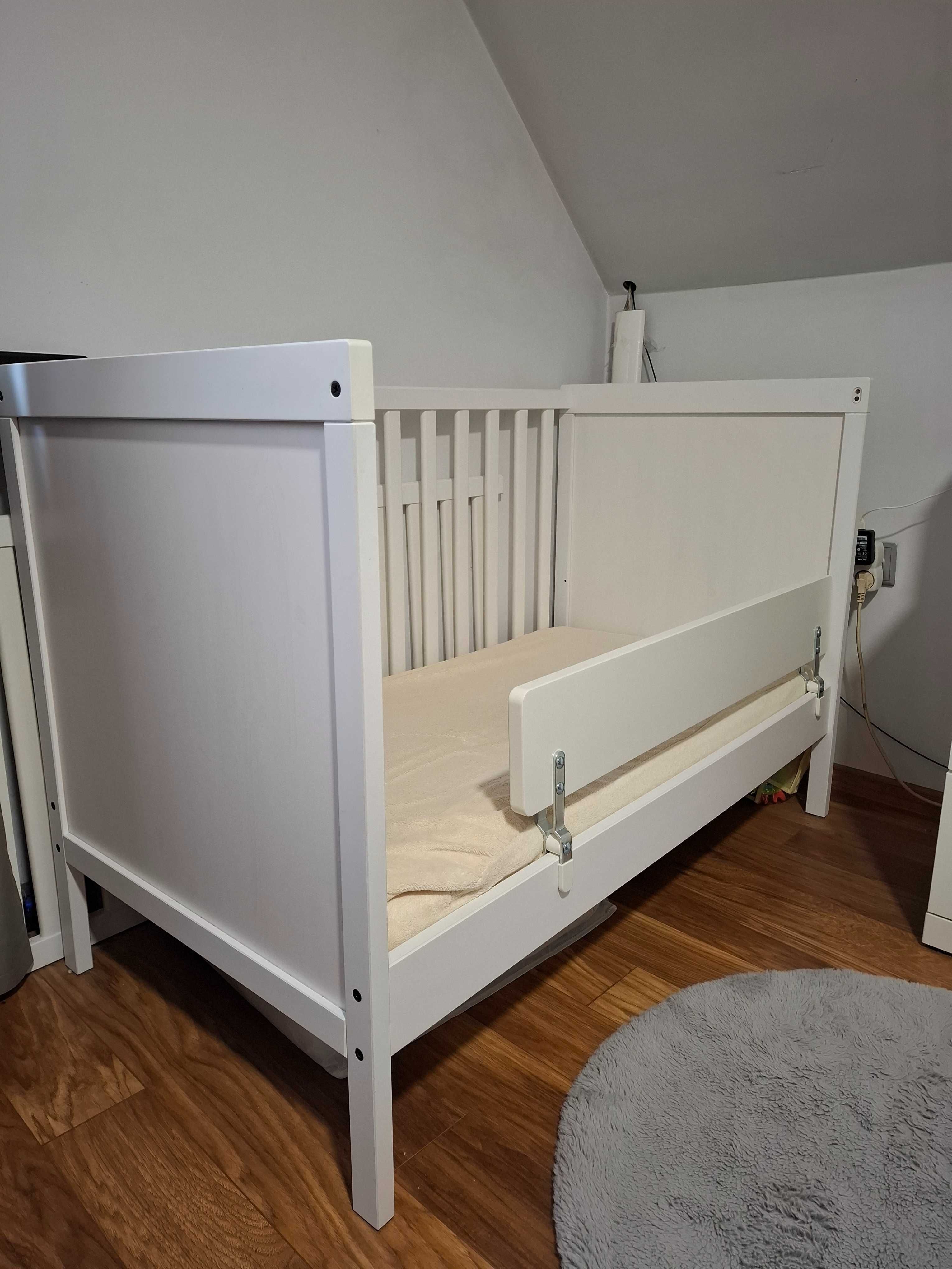 Łóżeczko dziecięce Ikea Sundvik - rezerwacja do 20.07.2025