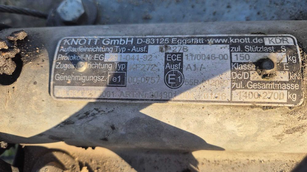 Przyczepka samochodowa