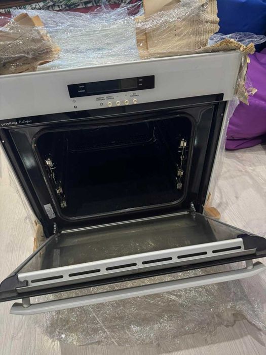 духова шафа UNOX LineMicro XF023