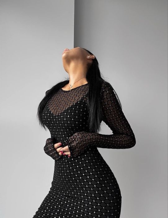 Сукня жіноча чорна