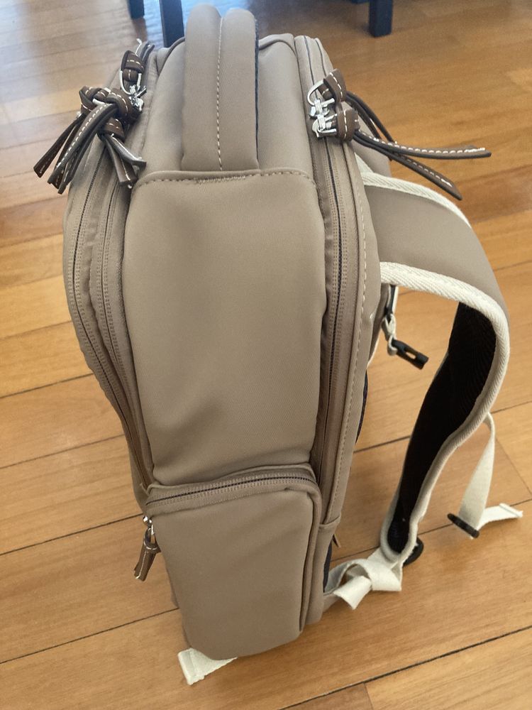 Mochila Parfois nova