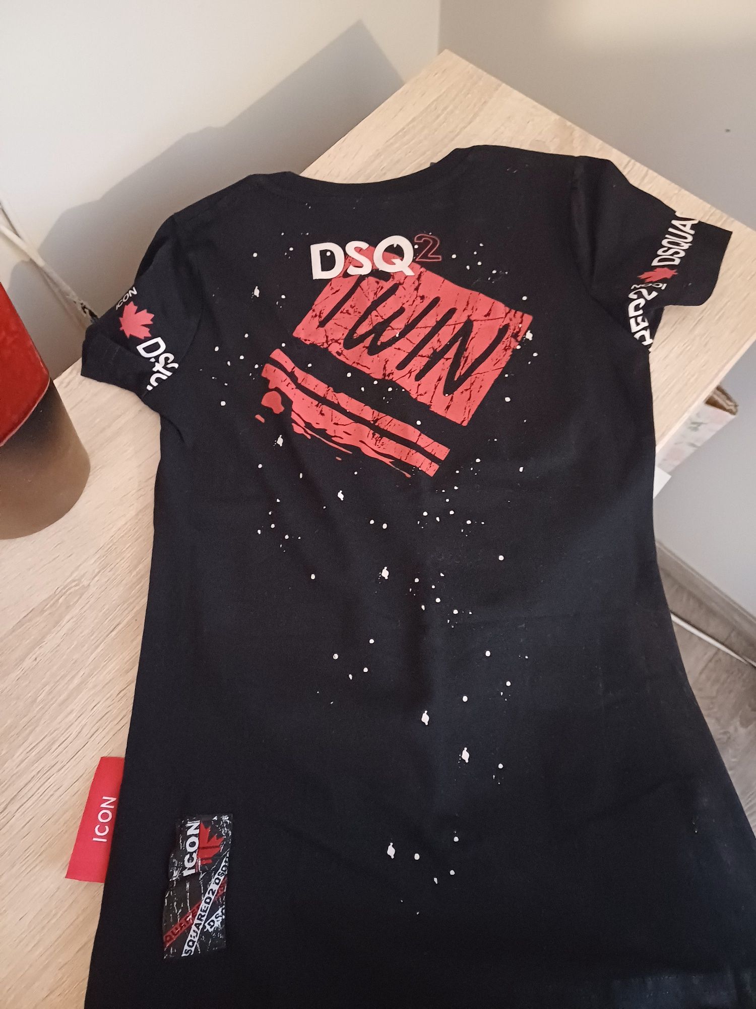 T-shirty rozmiar XS/S z napisami