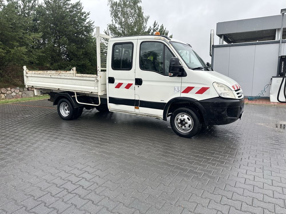 Iveco Daily 35c12 do 3,5 t wywrotka doka hak Bliźniaki