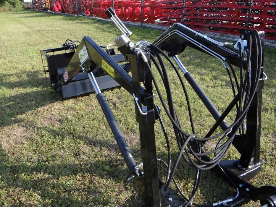 SZYBKA DOSTAWA * TUR Ładowacz czołowy 800 kg Ursus Zetor MF T25