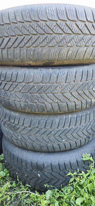 Opony zimowe 4x 195/65/15 dot2819 5.5mm bieznik