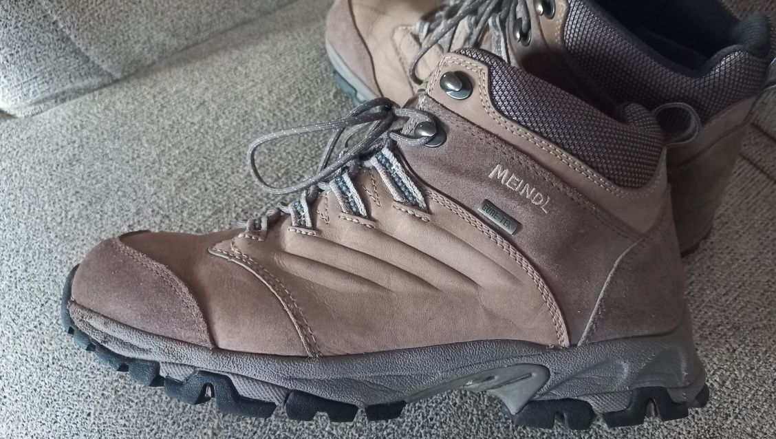 Buty męskie trekkingowe skóra Meindl Eu 42,5 uk 8,5