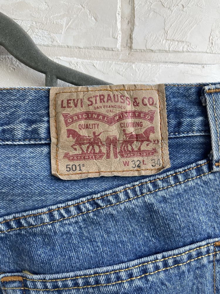 Мужские джинсы Levis 501