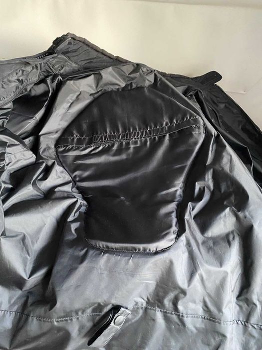 Motard, preto, Tamanho L, excelente estado.