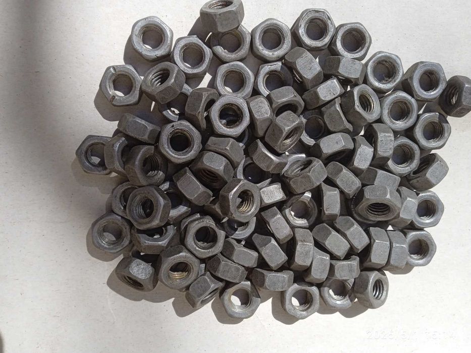 Гайка м10,м12,м20