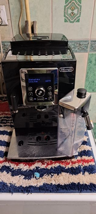Ekspres Delonghi cappuccino polecam