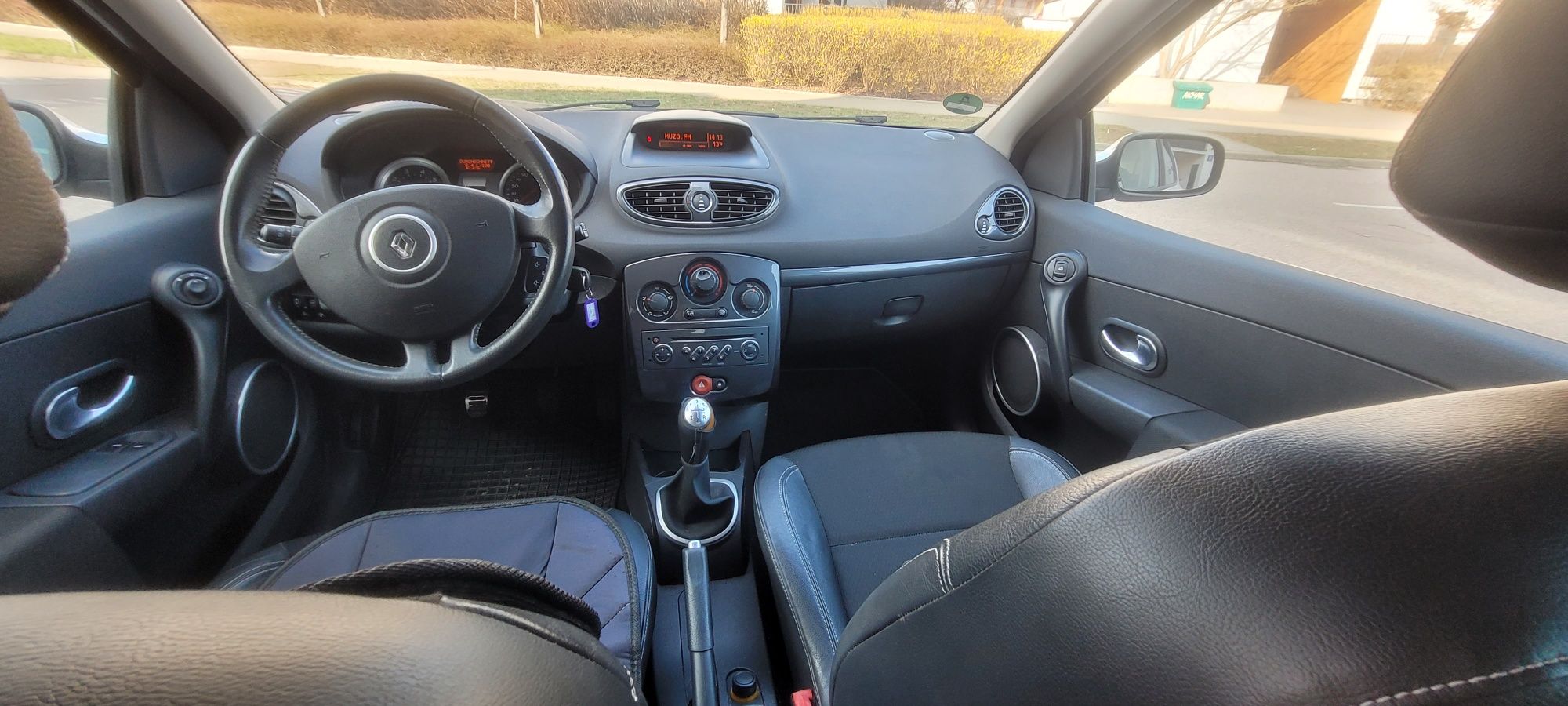 Renault Clio * 2006 * 1.6 benzyna * klima * polskory * 5 drzwi * Wawa