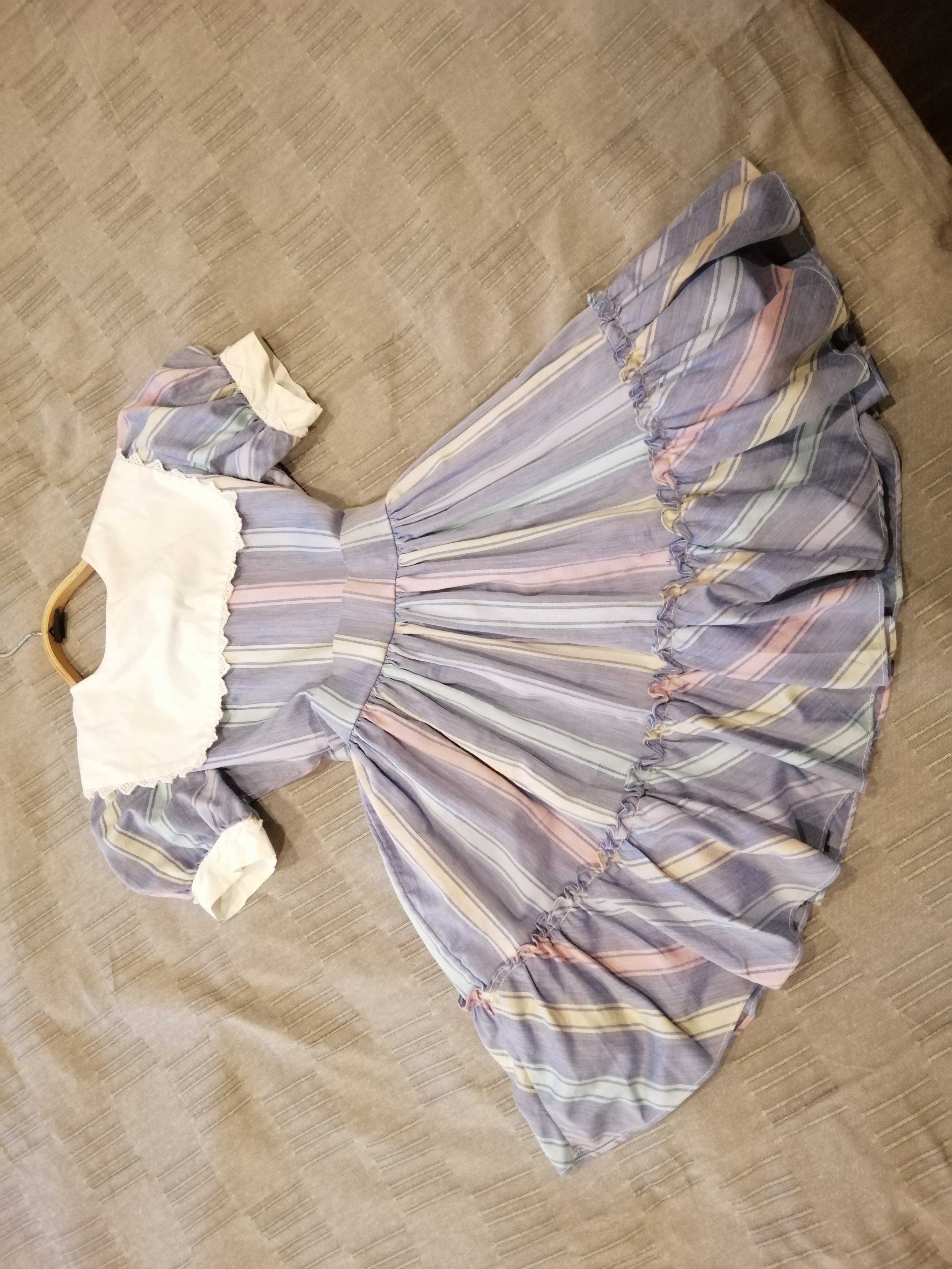 Праздничное платье на девочку,14 размер по бирке.10-14 лет)