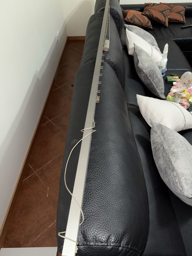 2 Calhas (varões) para cortinas