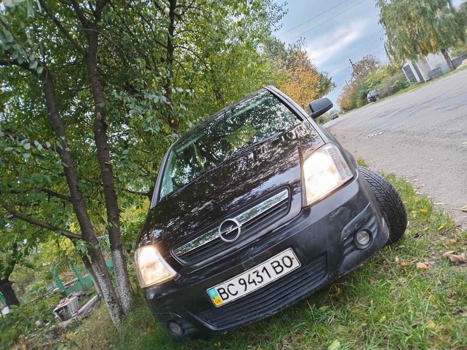 Opel Meriva легковий універсал-В
