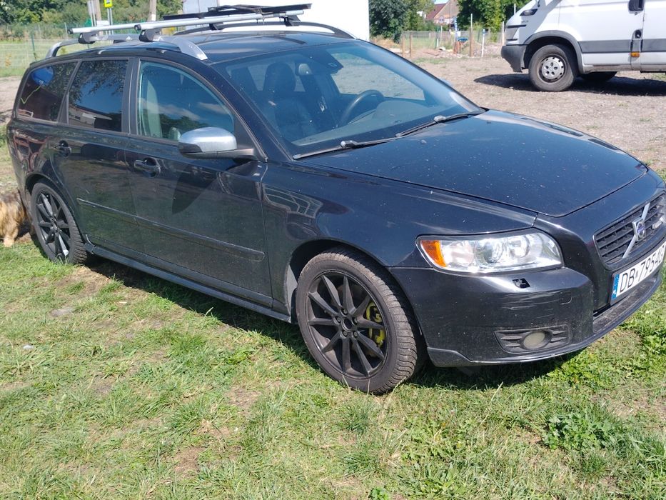 Volvo V50 R-design