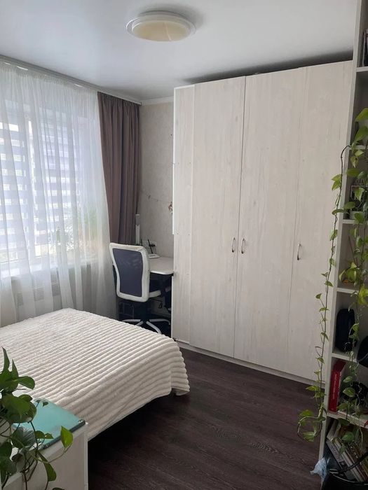 Продам двокімнатну квартиру, район Пацаєва.