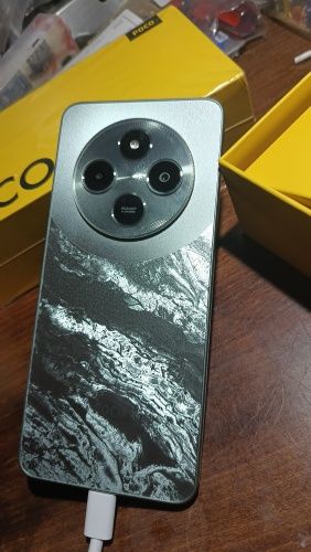 Poco c75 6/128 золотой с NFC