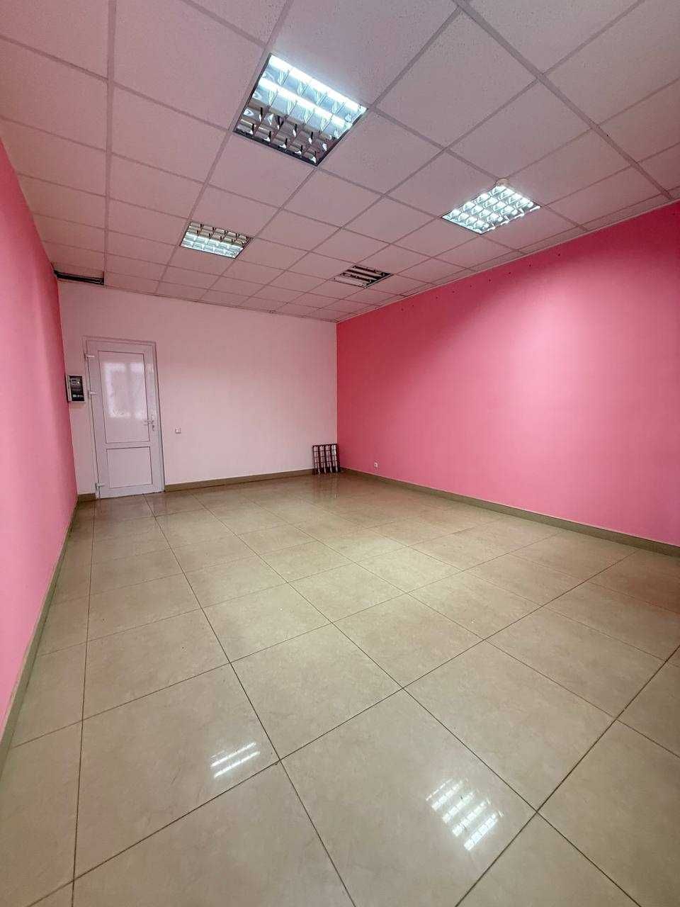 Оренда Офісу Зарічанська, 28м2