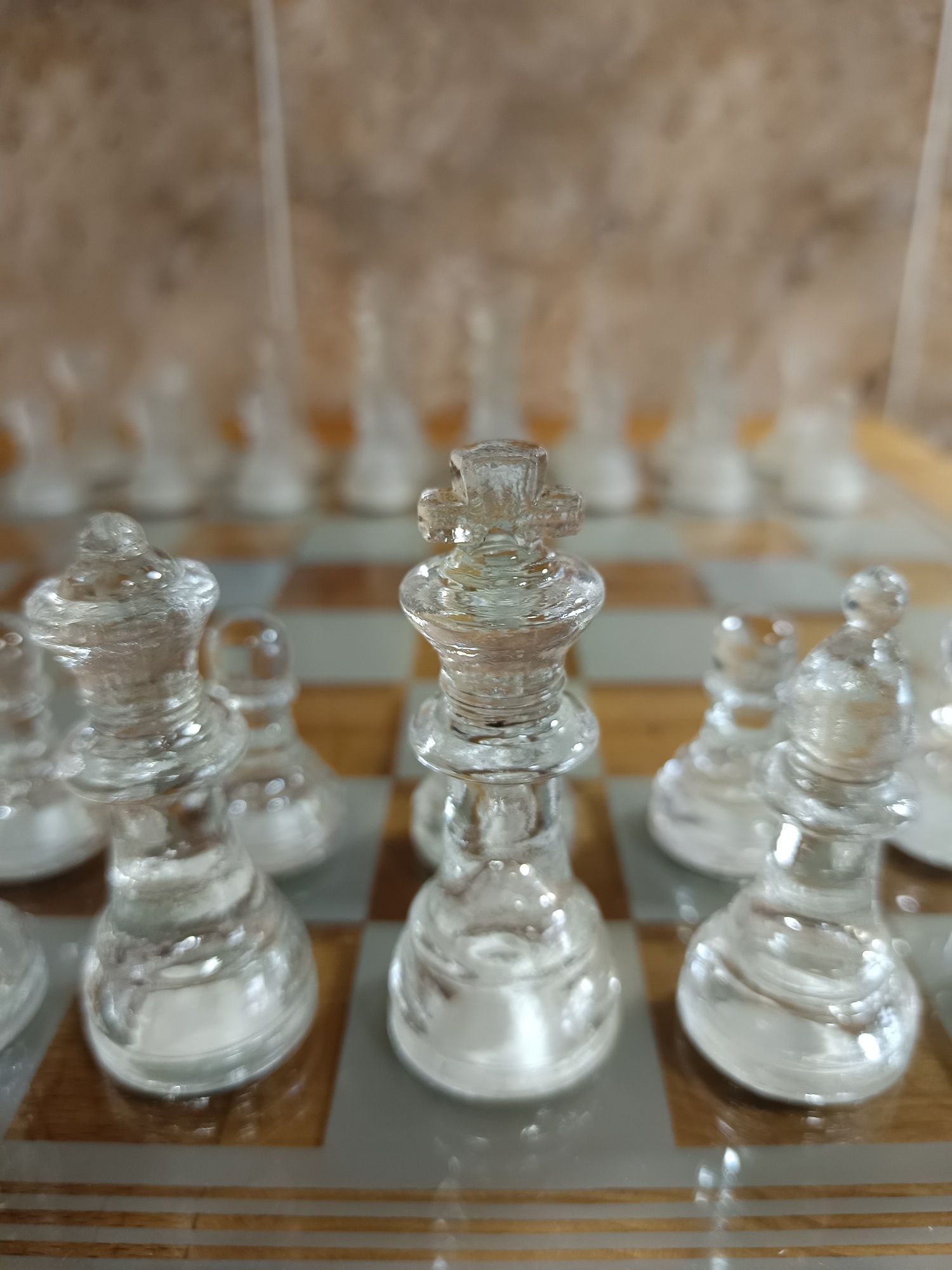 Jogo de xadrez em vidro
