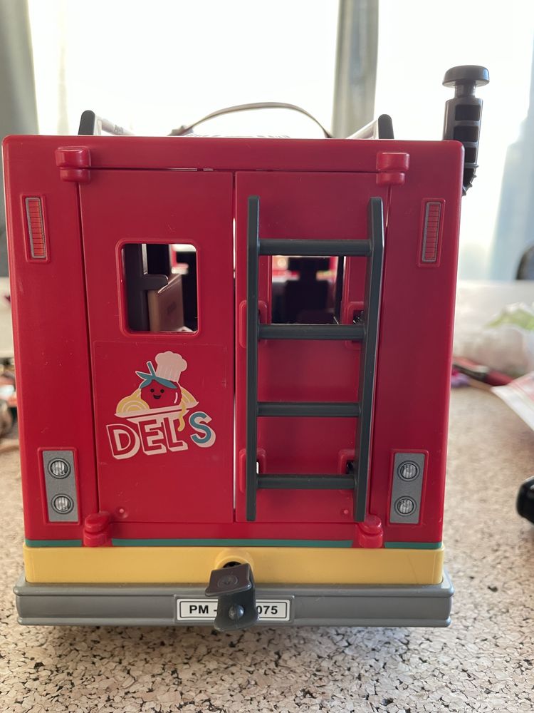 Playmobil 70075 Food Truck Del'a