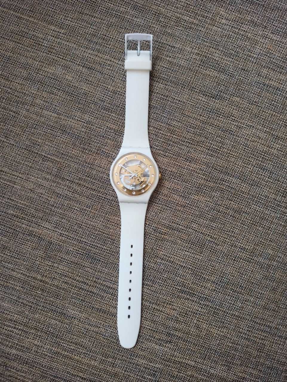 Часы наручные Swatch швейцарские женские стильные