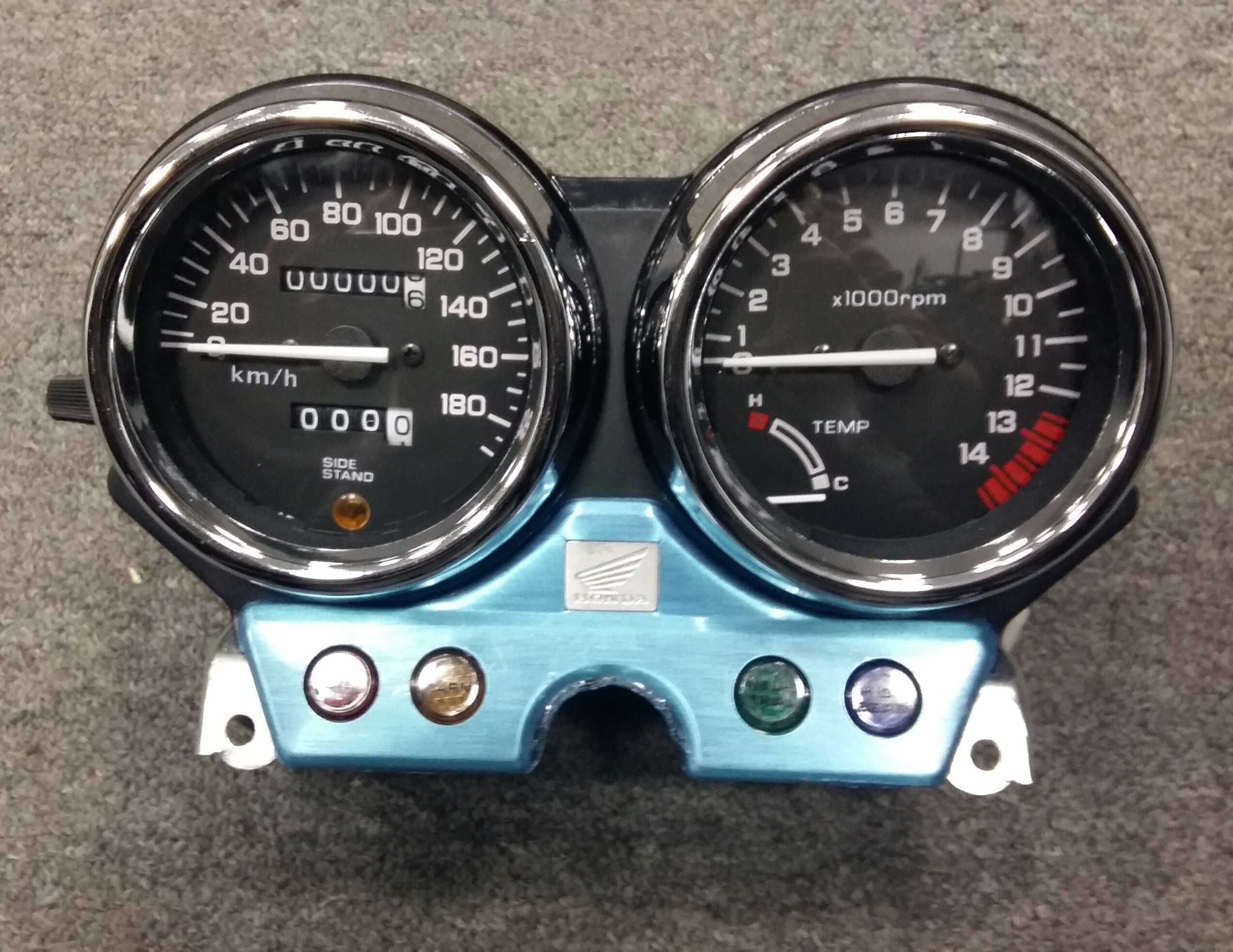 Корпус приборной панели пидометр приборная панель Honda CB-400
