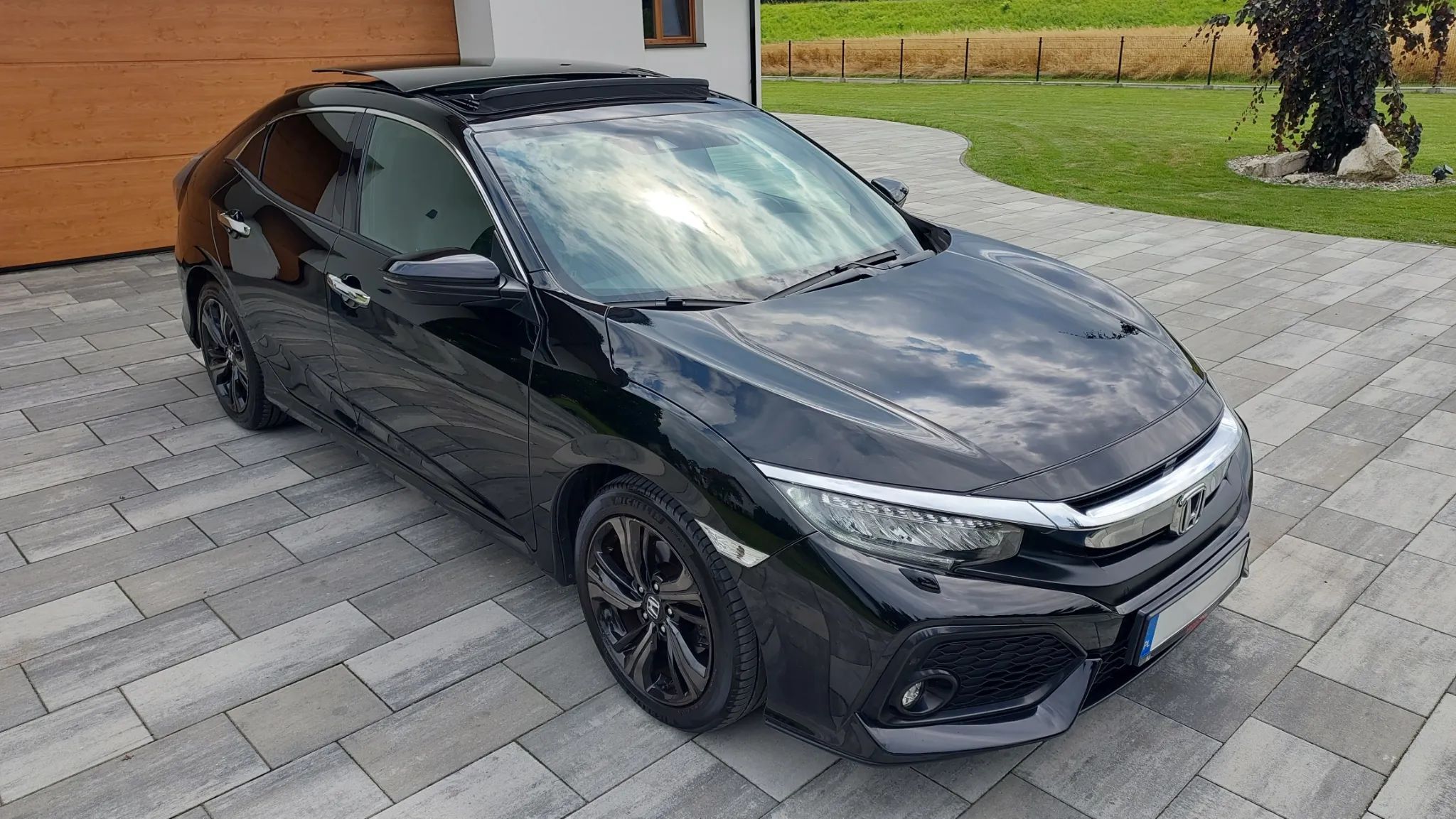 Honda Civic 1.5 Turbo 182KM, fabryczny lakier, najbogatsza wersja wyposażenia, BDB