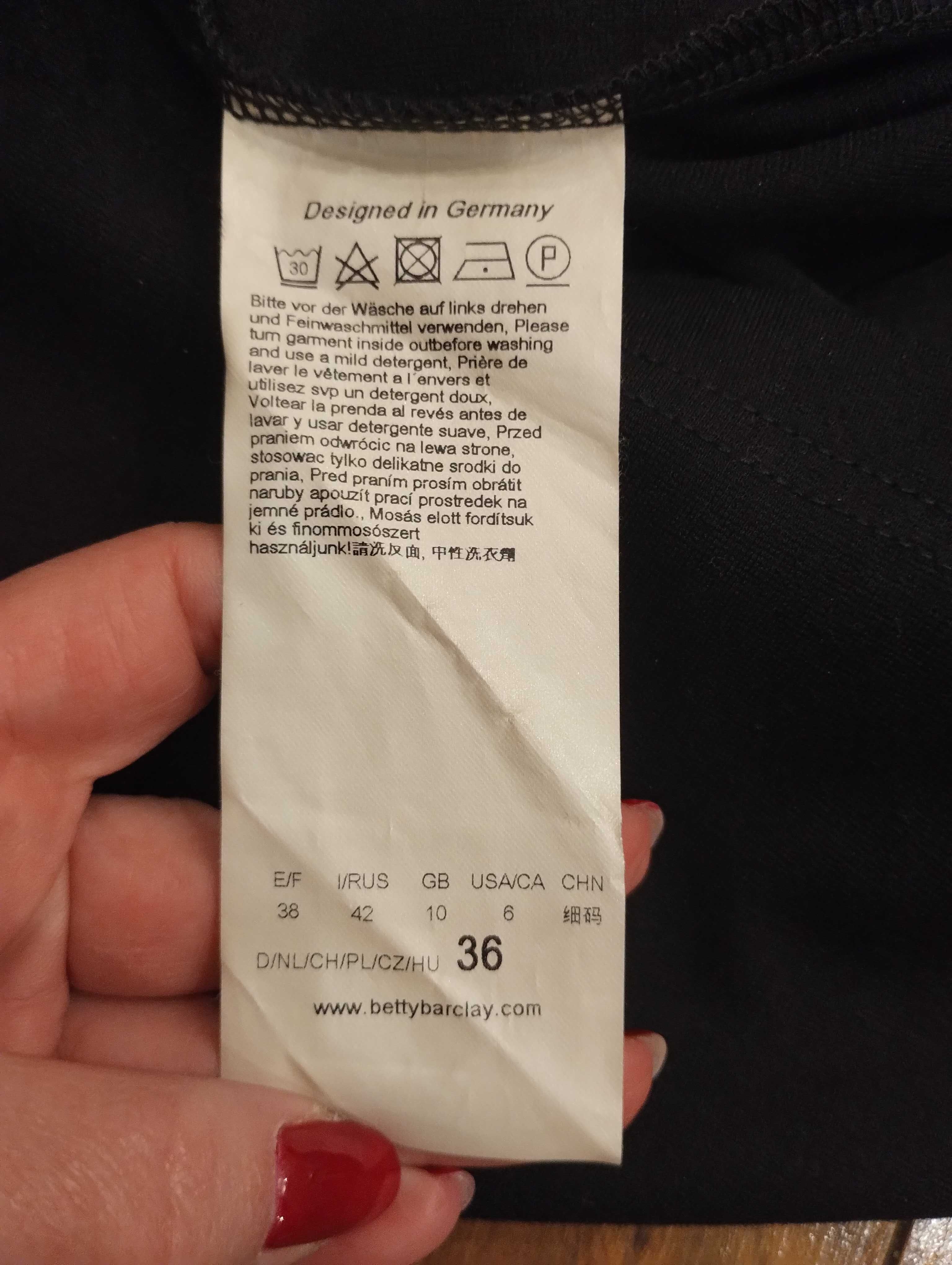 Sukienka w pepitke uniwersalna S/L