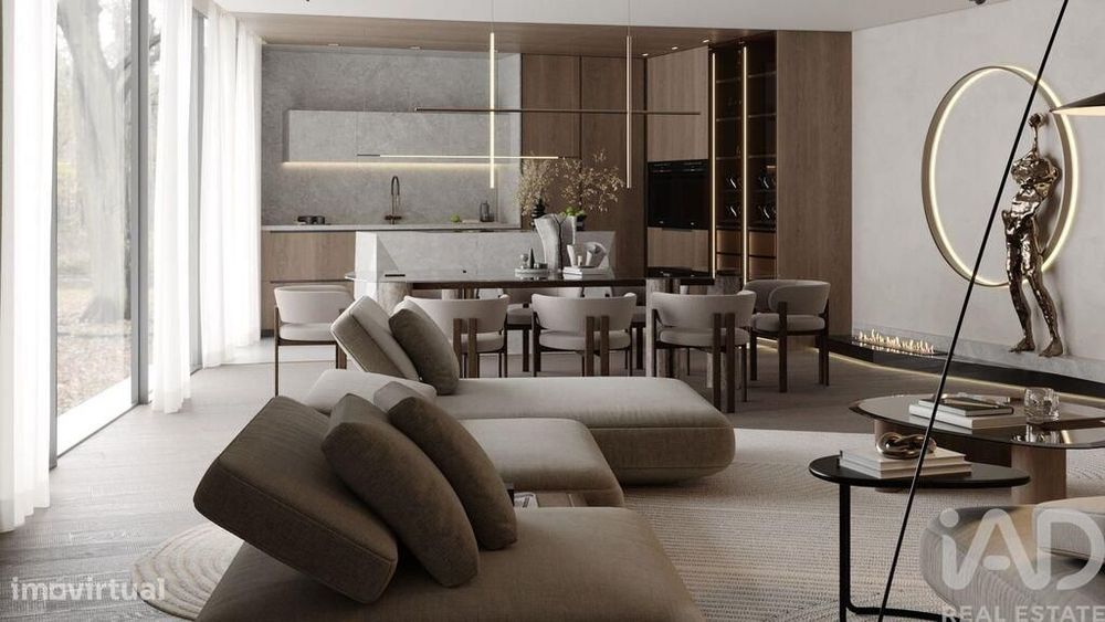 Casa / Villa T4 em Milheirós de 492,00 m2