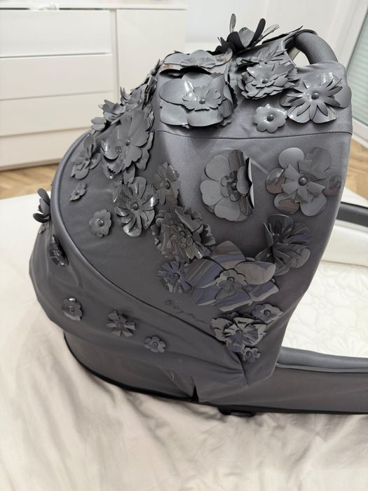 Gondola Cybex Priam Simply Flowers Grey 4,0