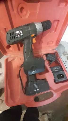 Продам шуруповерт