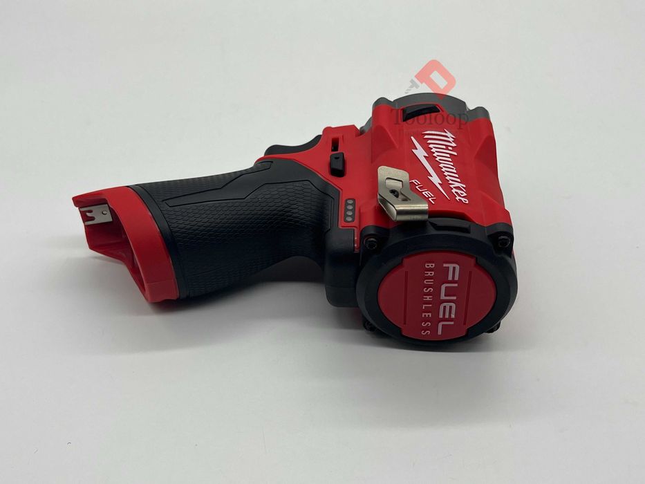 Аккумуляторный импульсный гайковерт Milwaukee M12 FUEL 1/2 (2555-20)