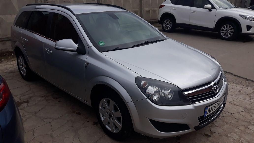 Opel Astra H 2010