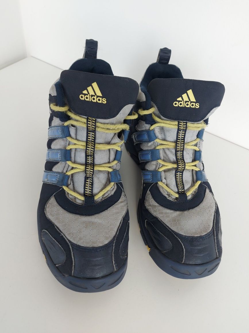 Buty trekkingowe Adidas w rozmiarze 38