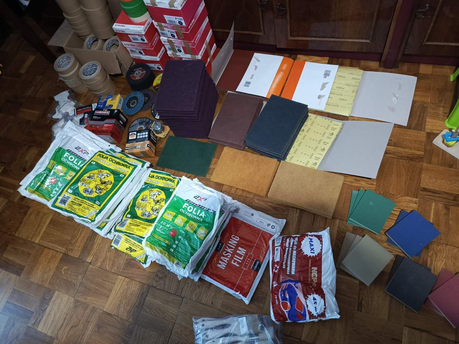 Шліфувальні круги 150мм скотч- брайт, шліфувальні губки,маскувальні пл