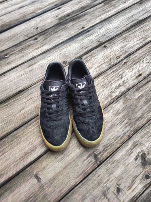 Аддіас кросівки. Adidas Samba. Круті кросівки Адідас. Кросівки.