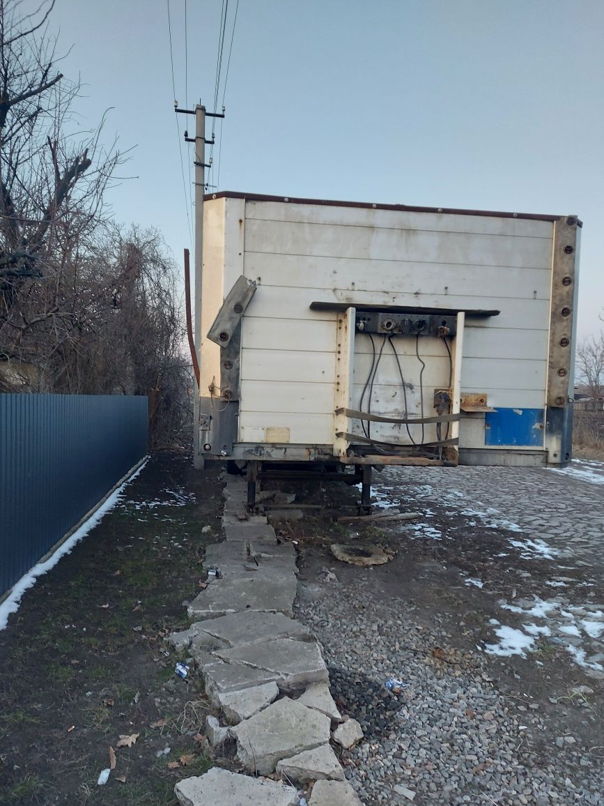 Напівпричіп Шміц SPR 24