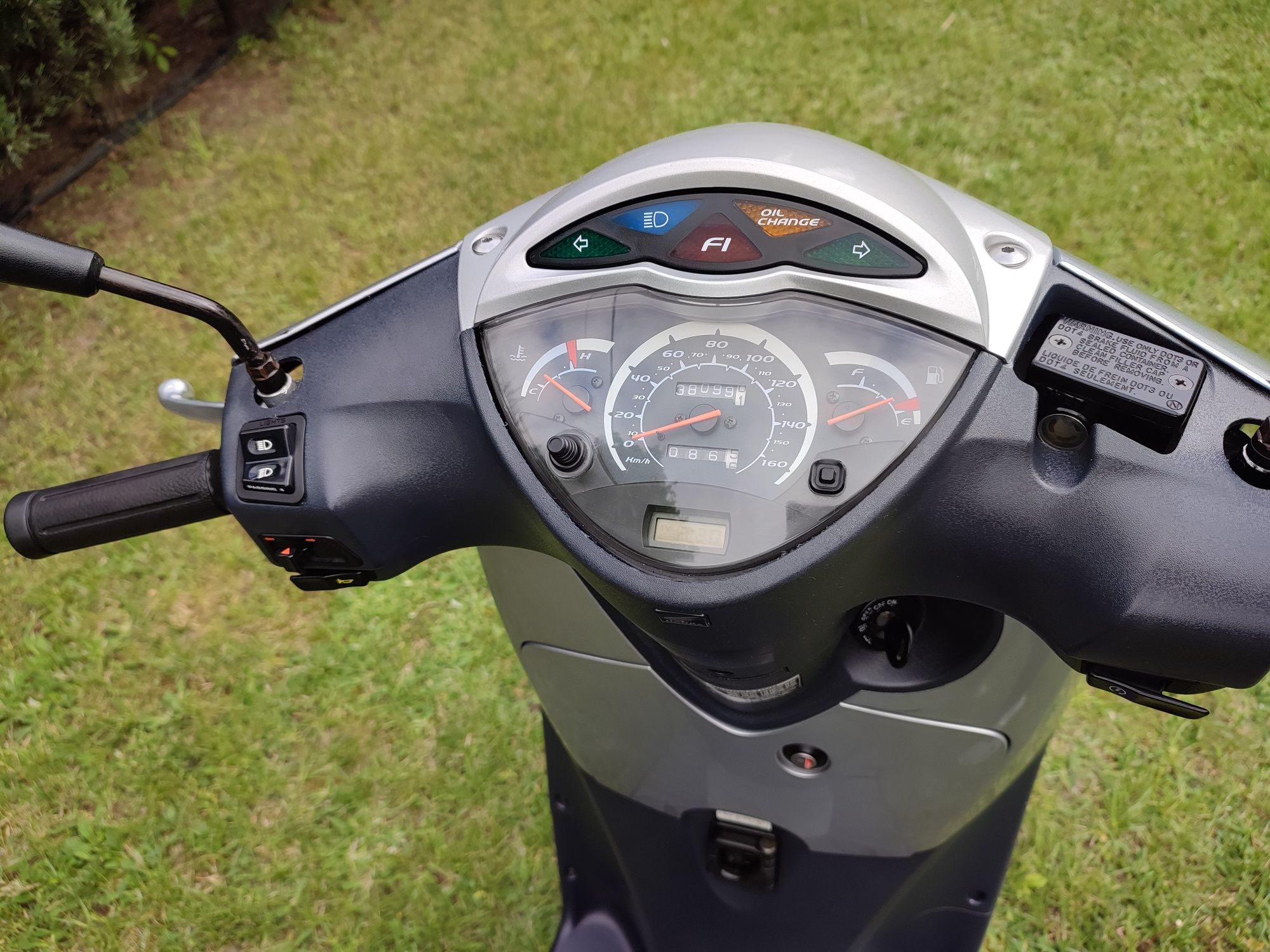 Honda SH 125 SHi wtrysk duże koła kufer Pantheon Burgman PCX