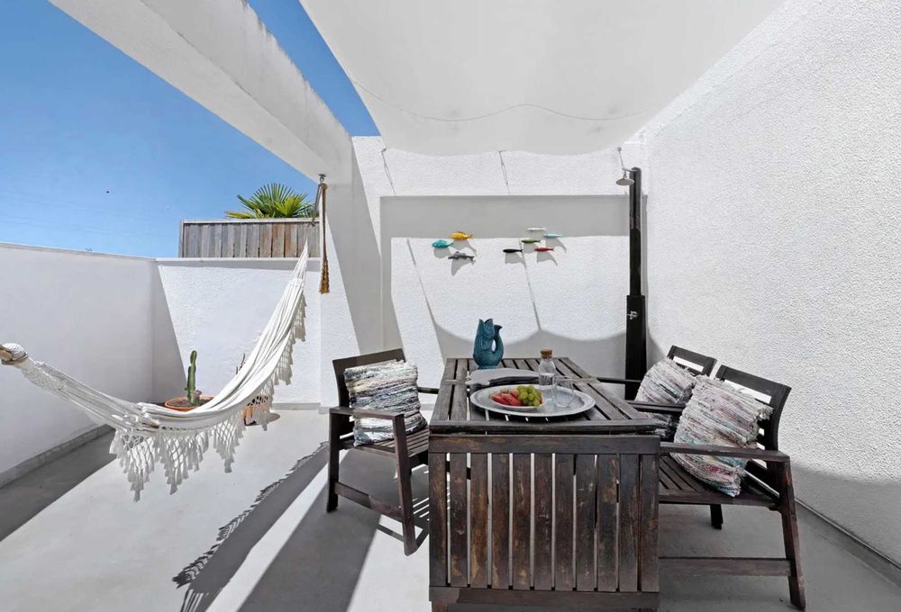 alugo apartamento quinta nova charneca de caparica