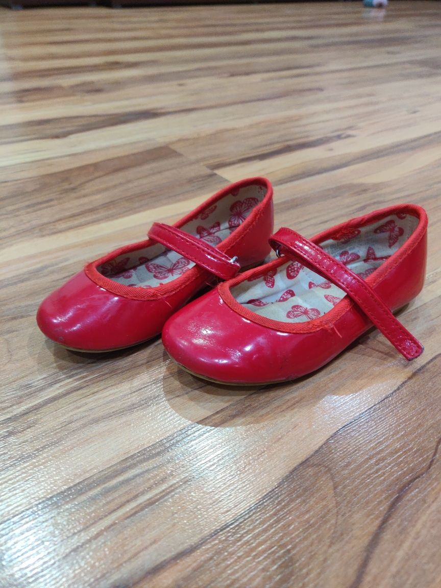 Buty dziecięce czerwone 26