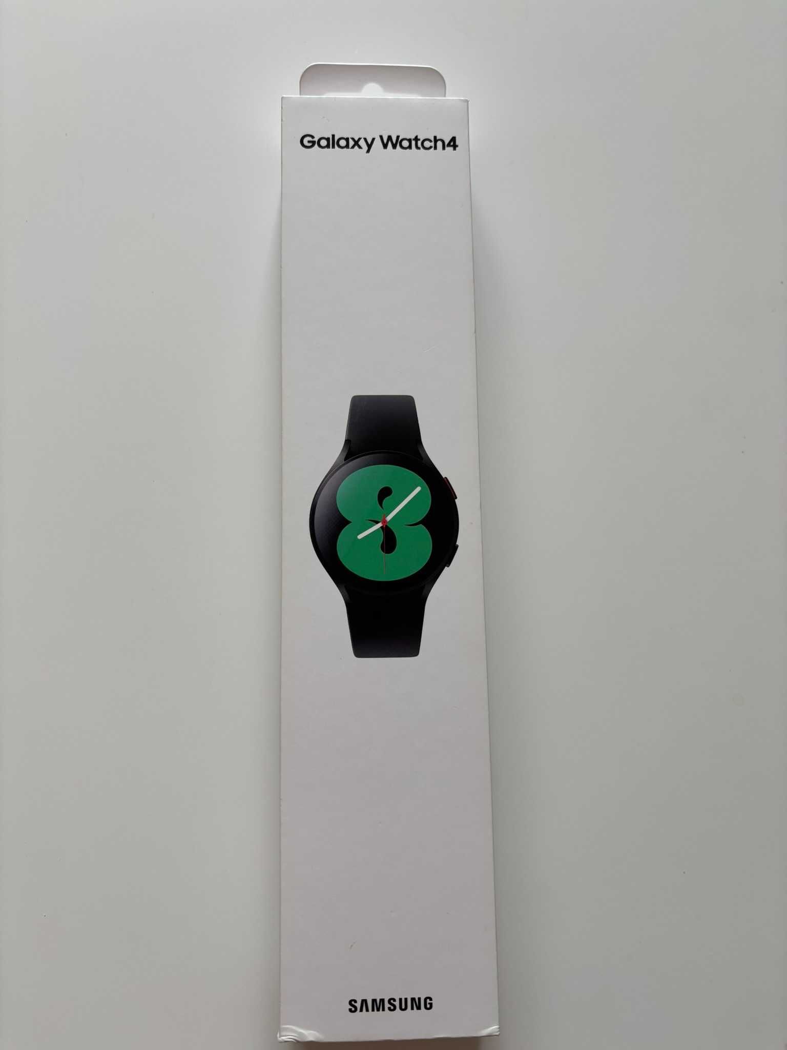 Samsung Galaxy Watch4 czarny stan bdb